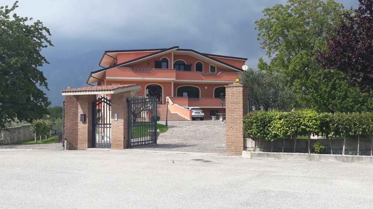 Hotel Agriturismo Carlo Cioffi Rotondi Exterior foto